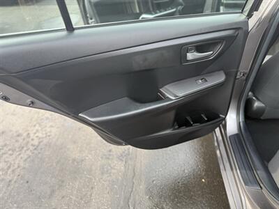 2015 Toyota Camry LE   - Photo 17 - West Allis, WI 53214