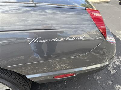 2003 Ford Thunderbird Deluxe   - Photo 11 - West Allis, WI 53214
