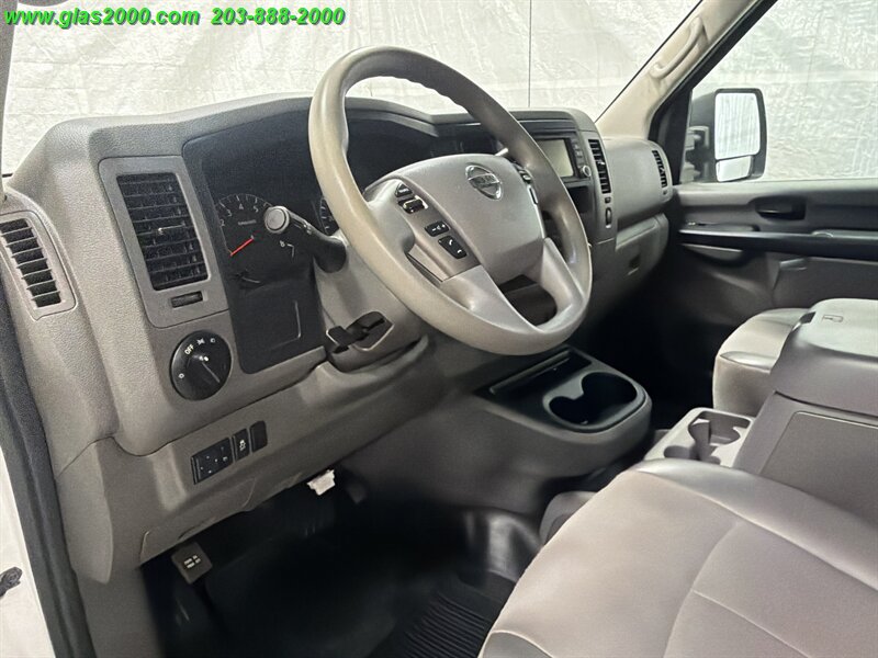 2021 Nissan NV 2500 HD SV - Photo 3 - Bethany, CT 06524