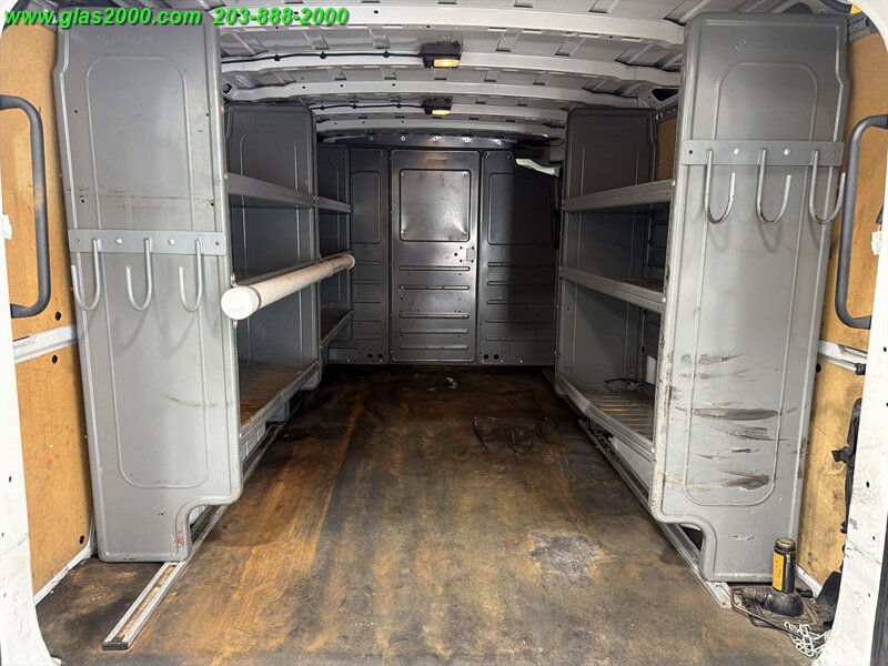 2021 Nissan NV 2500 HD SV - Photo 10 - Bethany, CT 06524