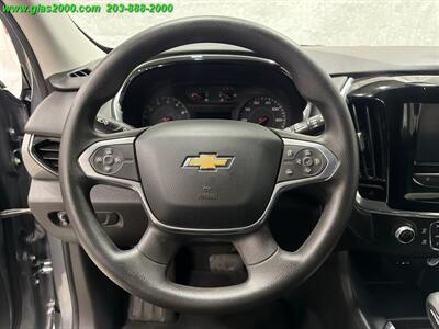 2021 Chevrolet Traverse LS - Photo 4 - Bethany, CT 06524