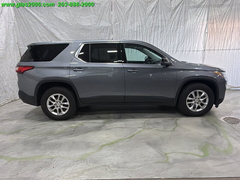 2021 Chevrolet Traverse LS - Photo 14 - Bethany, CT 06524