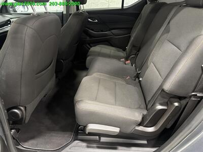 2021 Chevrolet Traverse LS - Photo 9 - Bethany, CT 06524