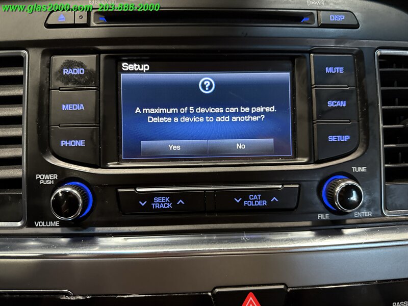 2016 Hyundai SONATA Hybrid SE   - Photo 17 - Bethany, CT 06524