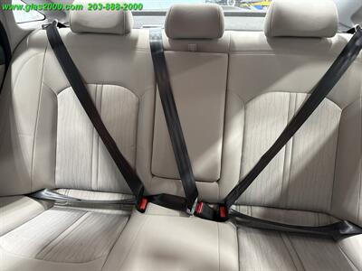 2016 Hyundai SONATA Hybrid SE   - Photo 24 - Bethany, CT 06524