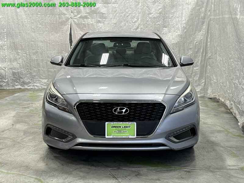 2016 Hyundai SONATA Hybrid SE   - Photo 19 - Bethany, CT 06524