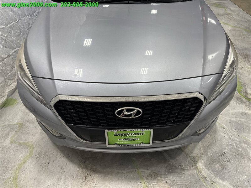 2016 Hyundai SONATA Hybrid SE   - Photo 18 - Bethany, CT 06524