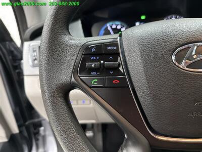 2016 Hyundai SONATA Hybrid SE   - Photo 21 - Bethany, CT 06524