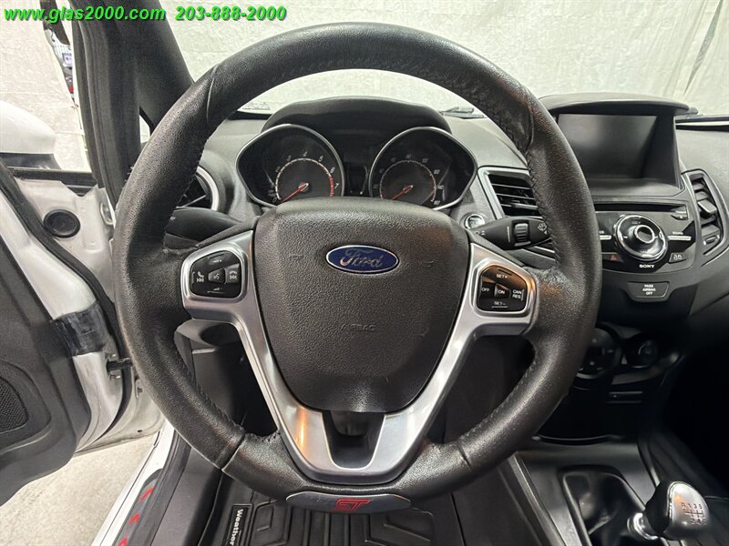 2015 Ford Fiesta ST - Photo 4 - Bethany, CT 06524