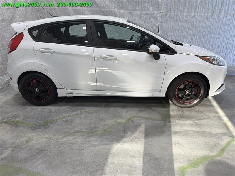 2015 Ford Fiesta ST - Photo 14 - Bethany, CT 06524