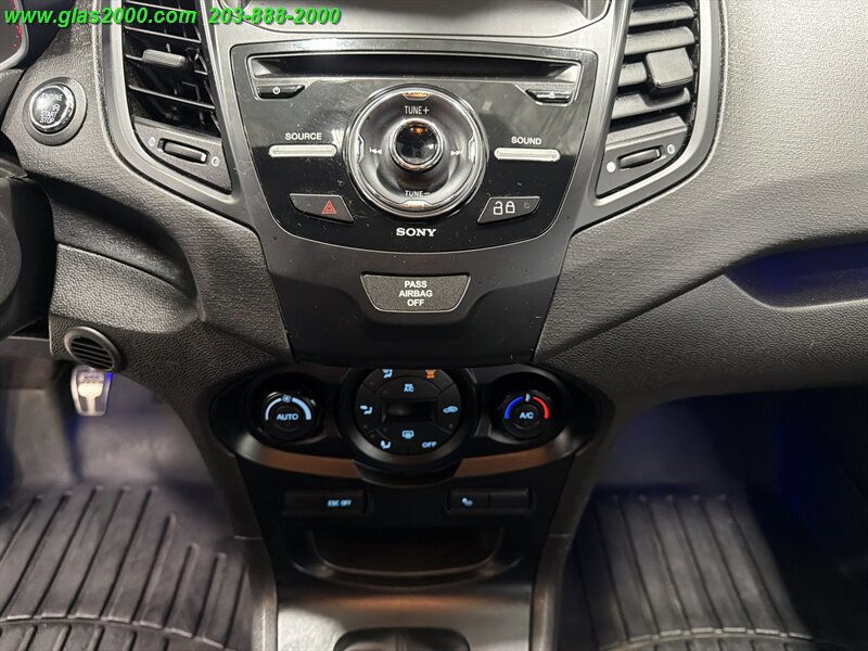 2015 Ford Fiesta ST - Photo 27 - Bethany, CT 06524