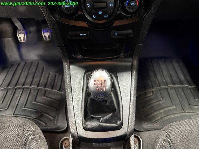 2015 Ford Fiesta ST - Photo 17 - Bethany, CT 06524