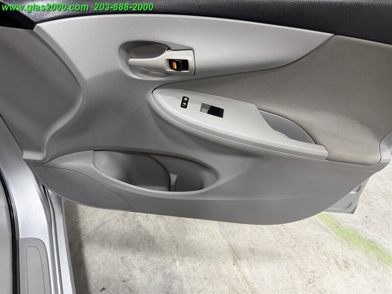 2013 Toyota Corolla L - Photo 21 - Bethany, CT 06524