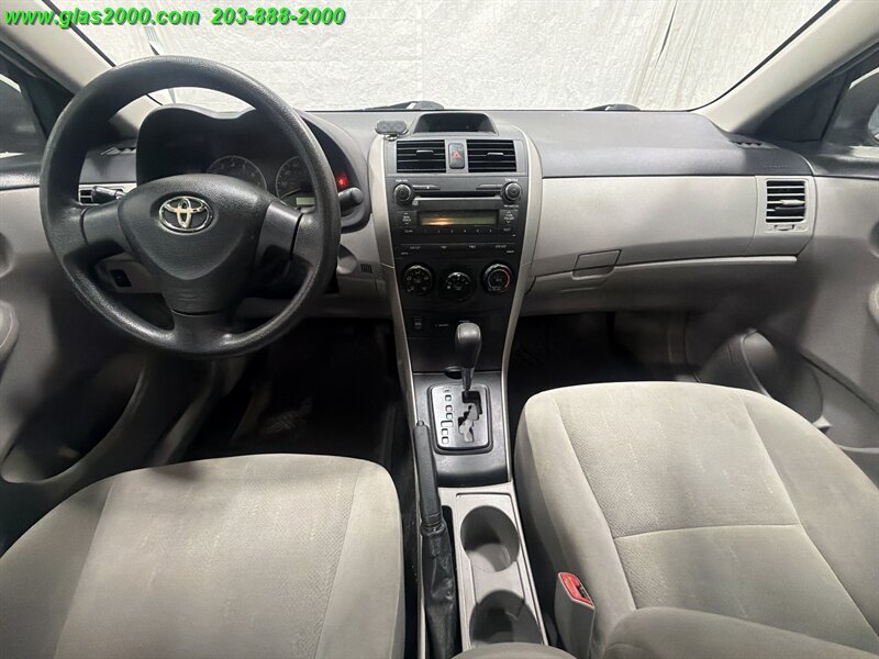 2013 Toyota Corolla L - Photo 6 - Bethany, CT 06524