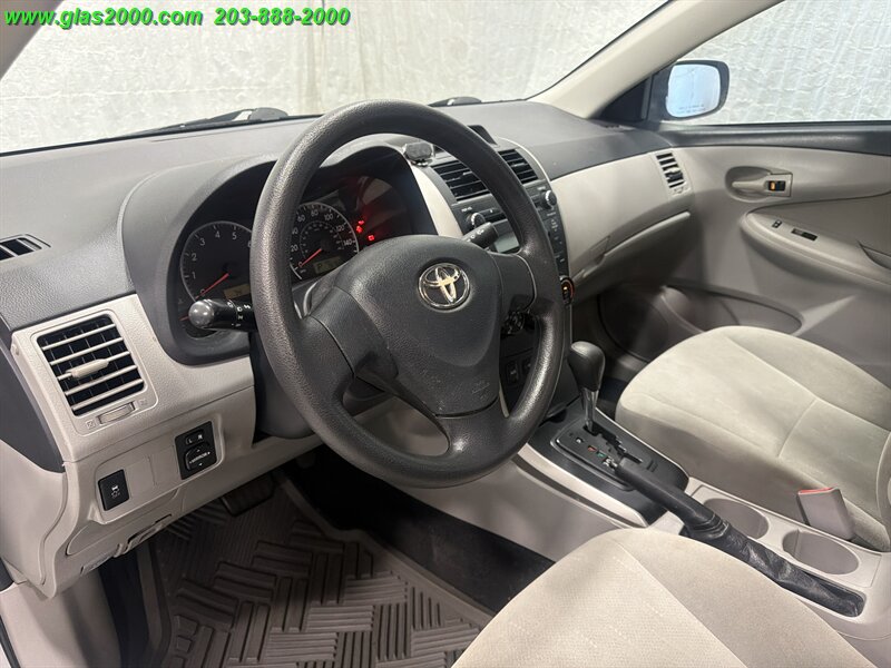 2013 Toyota Corolla L - Photo 2 - Bethany, CT 06524
