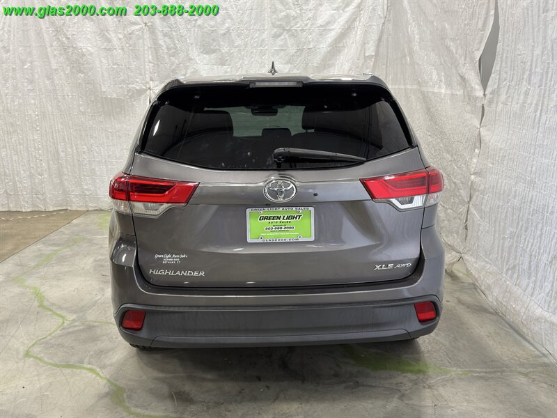 2017 Toyota Highlander XLE - Photo 20 - Bethany, CT 06524