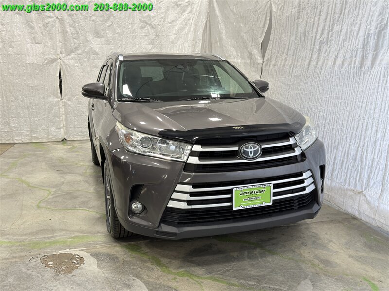 2017 Toyota Highlander XLE - Photo 33 - Bethany, CT 06524