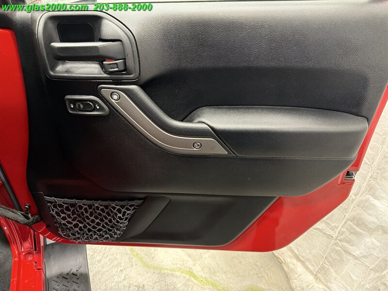 2014 Jeep Wrangler Sport - Photo 23 - Bethany, CT 06524