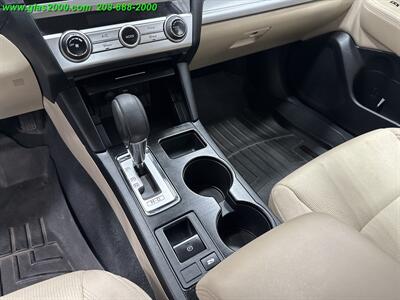 2018 Subaru Legacy 2.5i   - Photo 10 - Bethany, CT 06524
