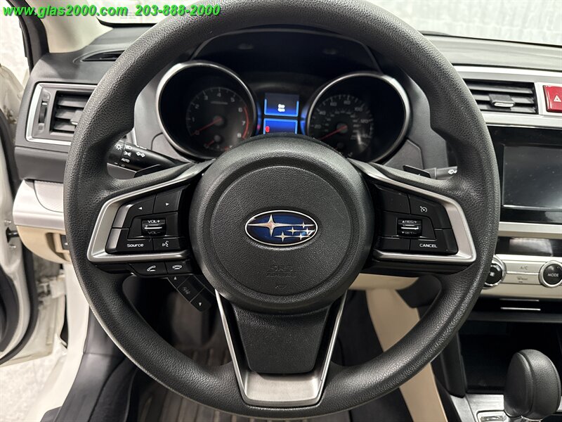 2018 Subaru Legacy 2.5i photo 3