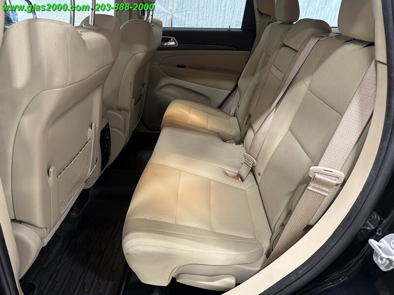 2021 Jeep Grand Cherokee Laredo E - Photo 9 - Bethany, CT 06524
