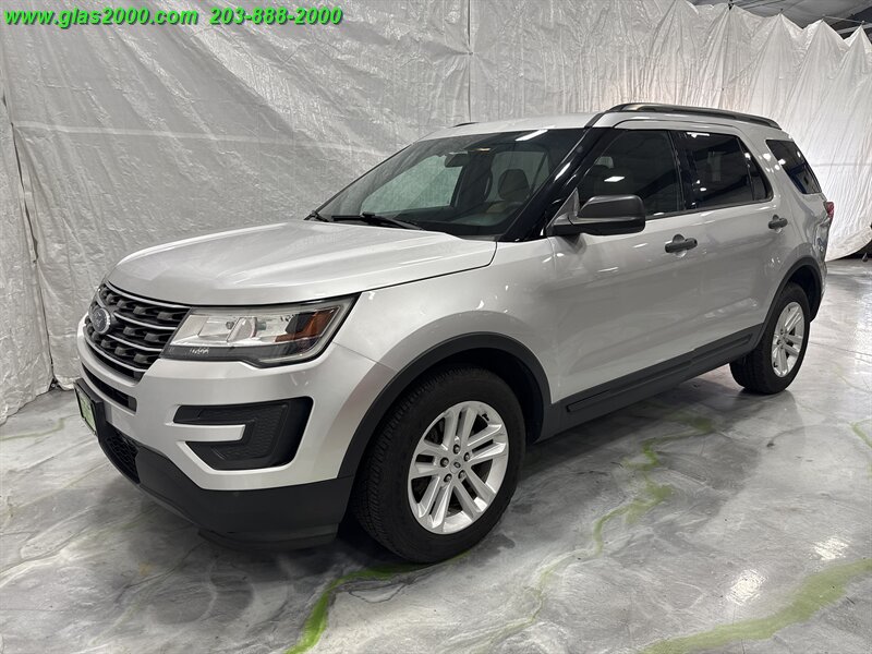 2016 Ford Explorer - Photo 1 - Bethany, CT 06524