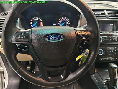2016 Ford Explorer   - Photo 4 - Bethany, CT 06524