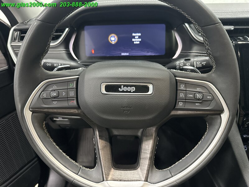 2023 Jeep Grand Cherokee Limited - Photo 4 - Bethany, CT 06524