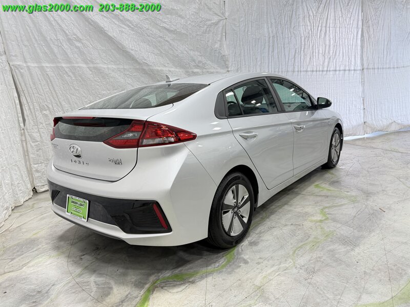 2018 Hyundai IONIQ Hybrid Blue - Photo 7 - Bethany, CT 06524
