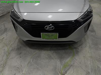 2018 Hyundai IONIQ Hybrid Blue - Photo 18 - Bethany, CT 06524