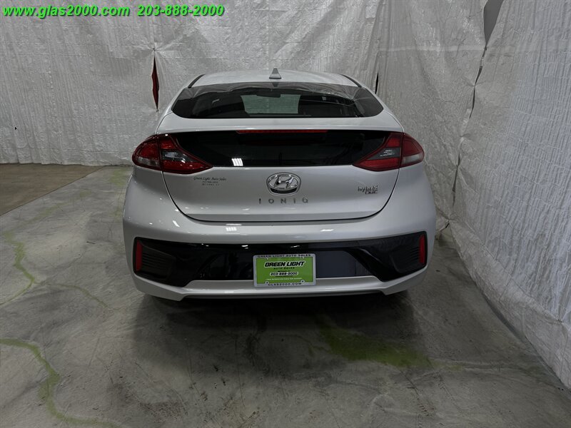 2018 Hyundai IONIQ Hybrid Blue - Photo 20 - Bethany, CT 06524