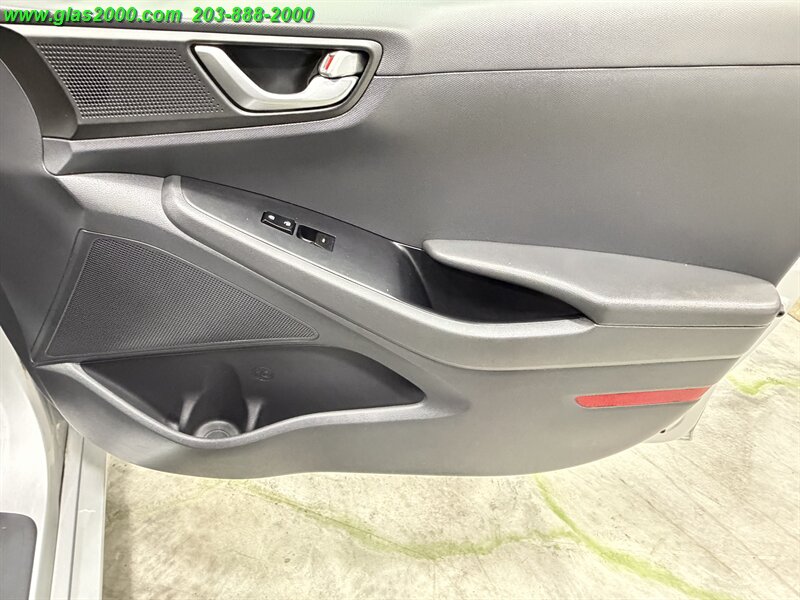 2018 Hyundai IONIQ Hybrid Blue - Photo 26 - Bethany, CT 06524