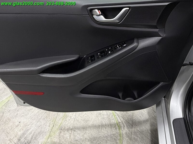 2018 Hyundai IONIQ Hybrid Blue - Photo 25 - Bethany, CT 06524