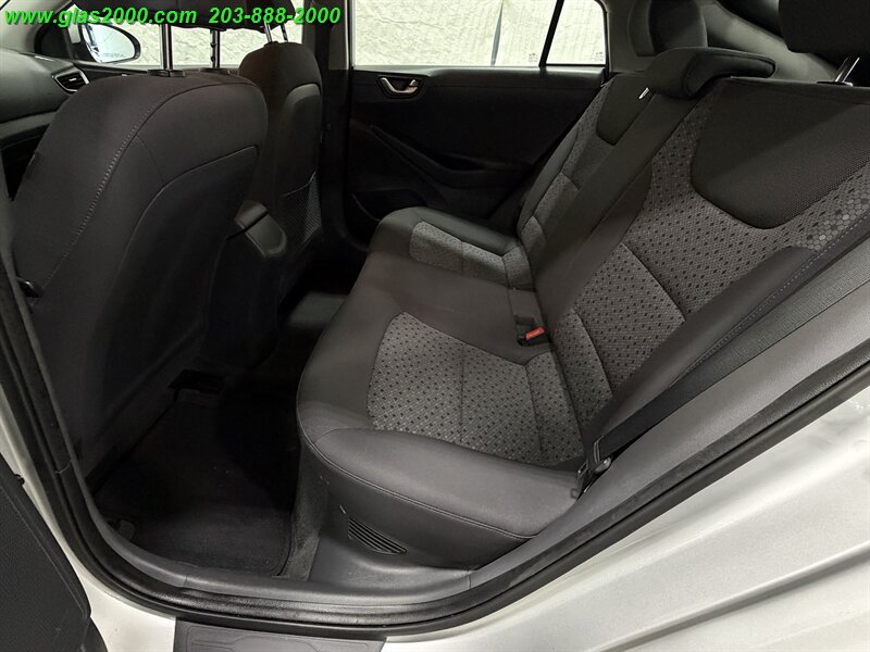 2018 Hyundai IONIQ Hybrid Blue - Photo 9 - Bethany, CT 06524
