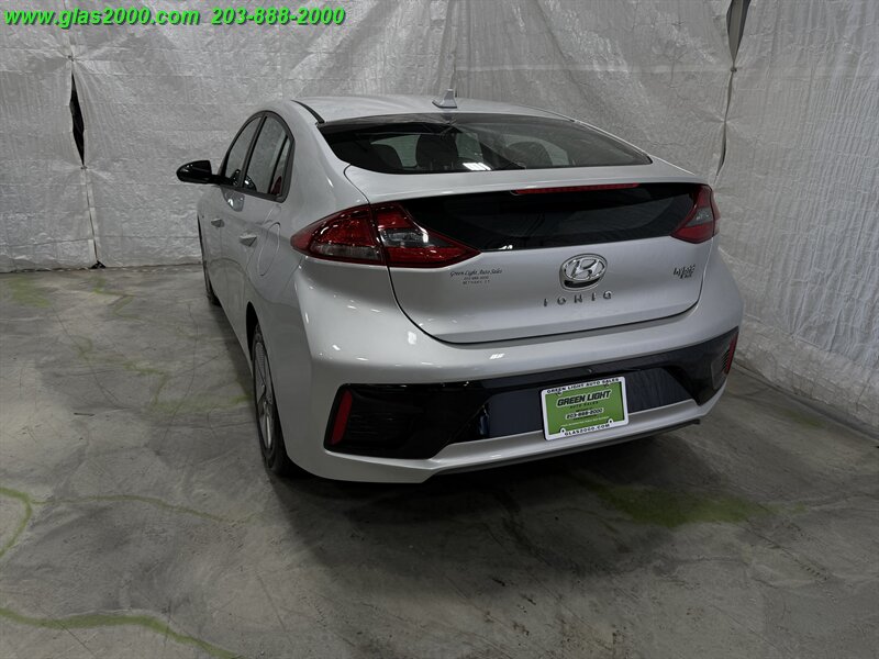 2018 Hyundai IONIQ Hybrid Blue - Photo 33 - Bethany, CT 06524