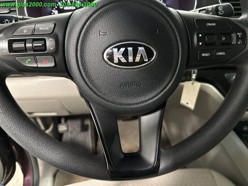 2018 Kia Sedona LX - Photo 39 - Bethany, CT 06524