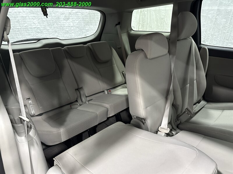 2018 Kia Sedona LX - Photo 23 - Bethany, CT 06524