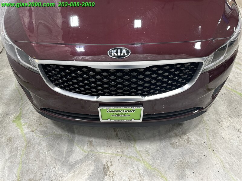 2018 Kia Sedona LX - Photo 18 - Bethany, CT 06524