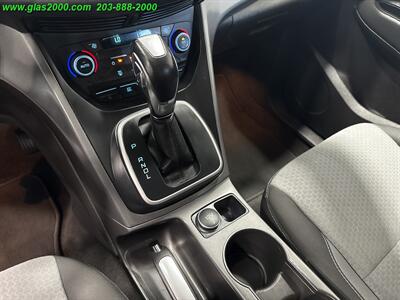 2017 Ford C-MAX Hybrid SE   - Photo 18 - Bethany, CT 06524