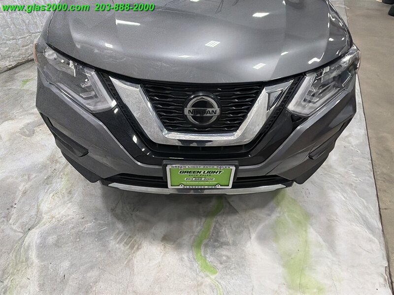 2019 Nissan Rogue SV - Photo 18 - Bethany, CT 06524