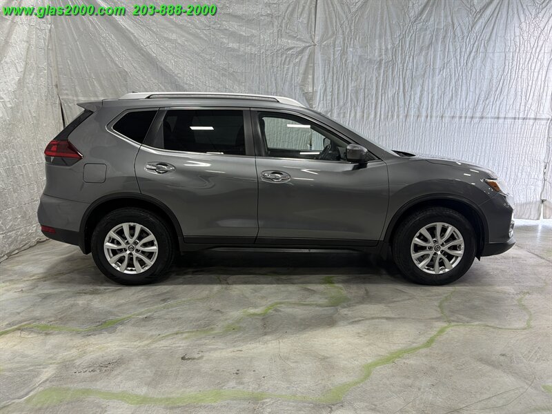 2019 Nissan Rogue SV - Photo 14 - Bethany, CT 06524
