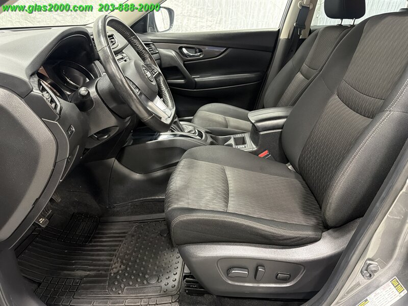 2019 Nissan Rogue SV - Photo 23 - Bethany, CT 06524