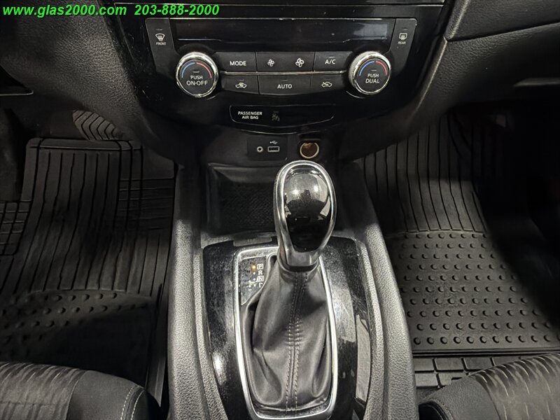 2019 Nissan Rogue SV - Photo 30 - Bethany, CT 06524