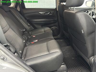 2019 Nissan Rogue SV - Photo 10 - Bethany, CT 06524
