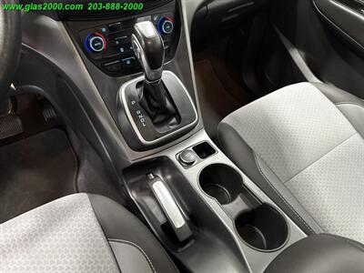 2017 Ford C-MAX Hybrid SE   - Photo 21 - Bethany, CT 06524