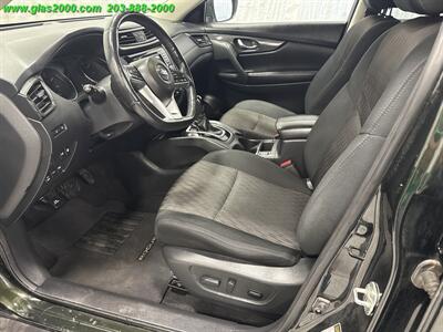 2018 Nissan Rogue SV   - Photo 3 - Bethany, CT 06524