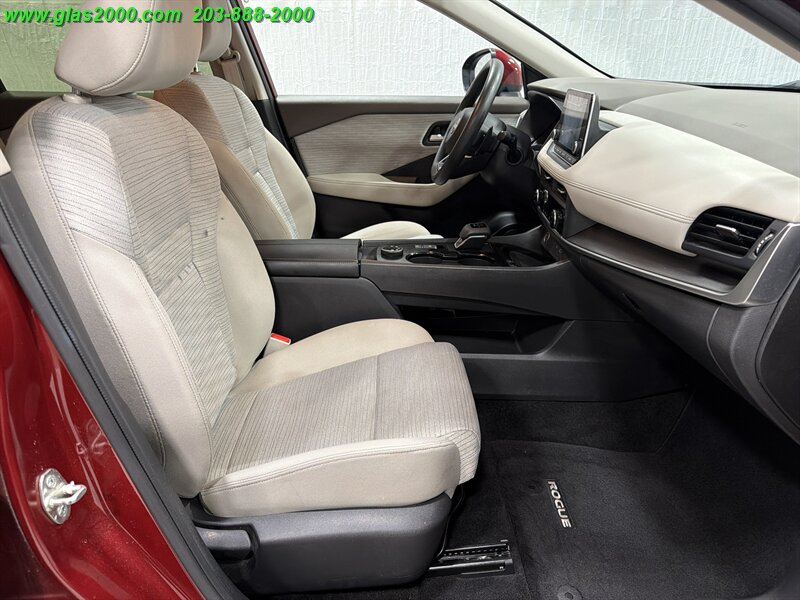 2023 Nissan Rogue SV - Photo 21 - Bethany, CT 06524
