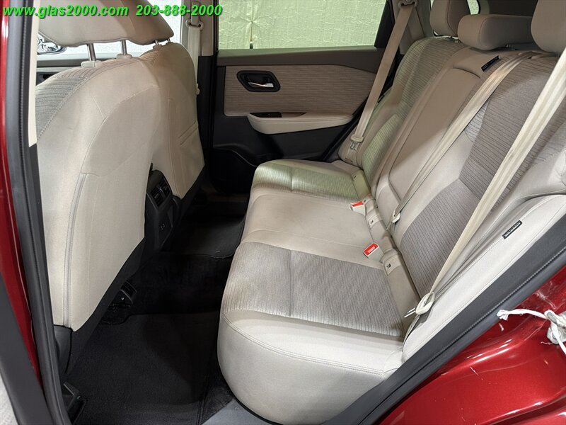 2023 Nissan Rogue SV - Photo 9 - Bethany, CT 06524