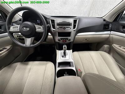 2011 Subaru Legacy 2.5i   - Photo 6 - Bethany, CT 06524