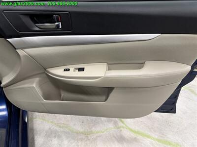 2011 Subaru Legacy 2.5i   - Photo 26 - Bethany, CT 06524
